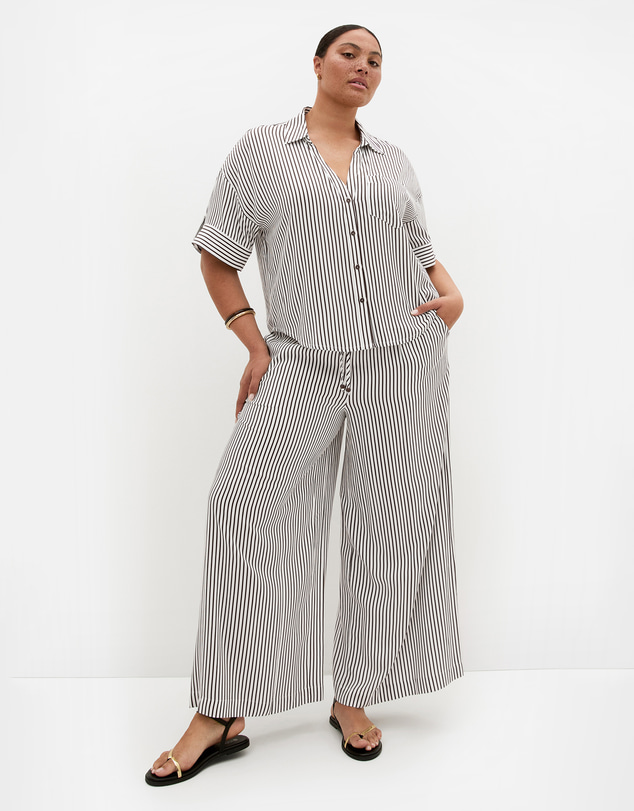 City Chic - Plus size Demi Stripe Relaxed Shirt - choc ivory