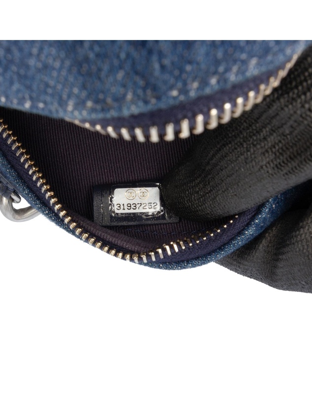 Pre-Loved by Azura Reborn - Pre-Loved Denim 19 Round Clutch with Chain