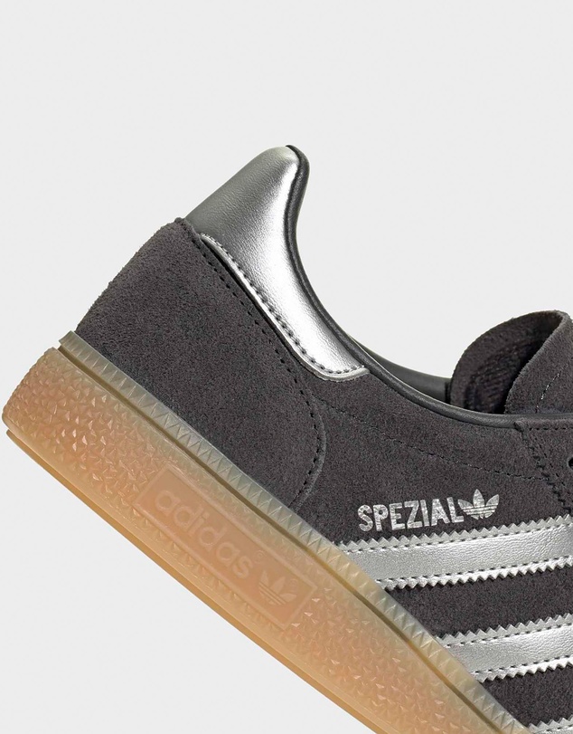 adidas Originals - Handball Spezial Sneakers - Women's