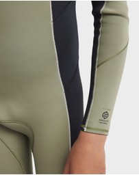 Billabong - Boys 8 to 16 3/2mm Absolute Natural Chest Zip Wetsuit