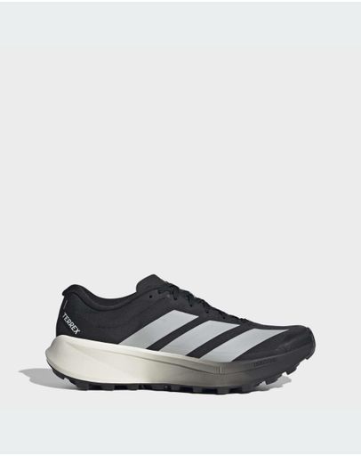 Core Black / Grey Two / Cloud White
