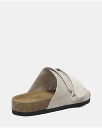 EVERAU - EverAU Ugg Terrain Cow Suede Upper Sandals