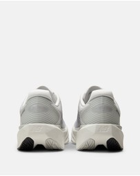 New Balance - FuelCell Rebel v5 - Men's