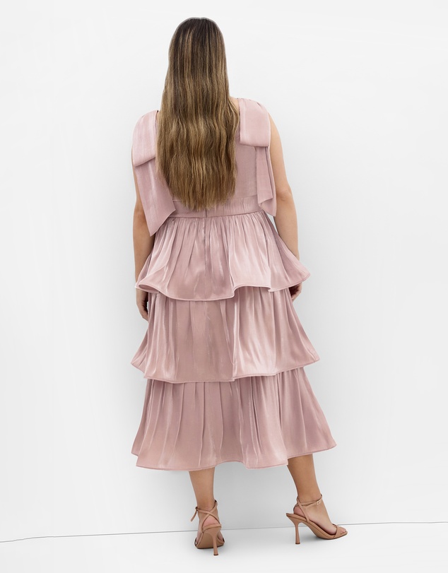 City Chic - Plus size Betty Bow Midi Dress - pink champagne