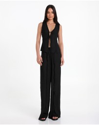 Lost in Lunar  - Nicola Top