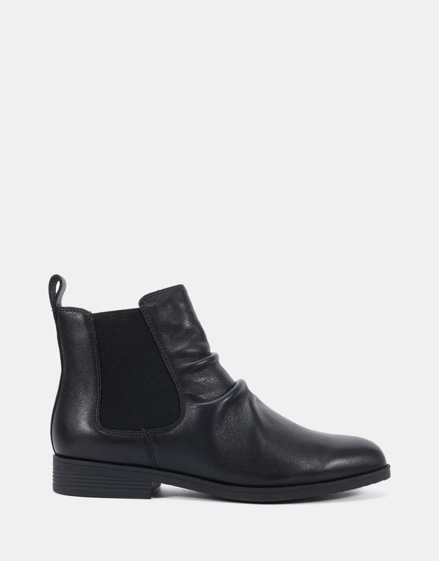 Clarks - Maude Black