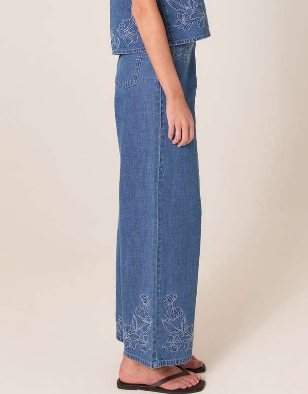 Fate + Becker - Sloane Embroidered Jean