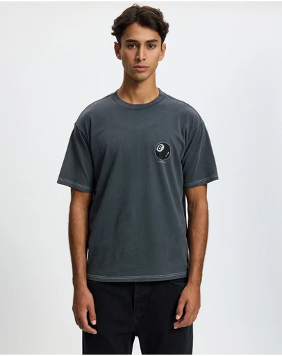 Nudie Jeans - Koffe Knock Topus T-Shirt