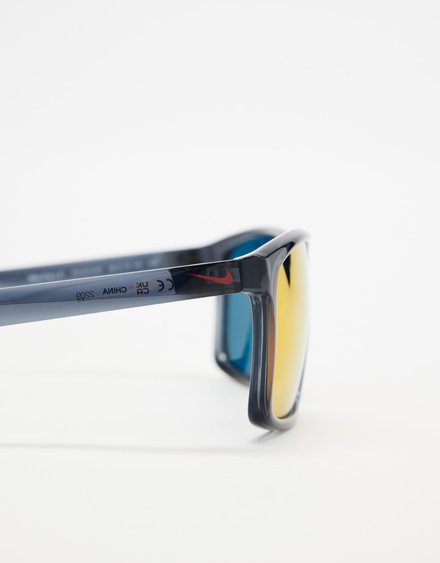 Nike - Fire Large Polarised FD1819