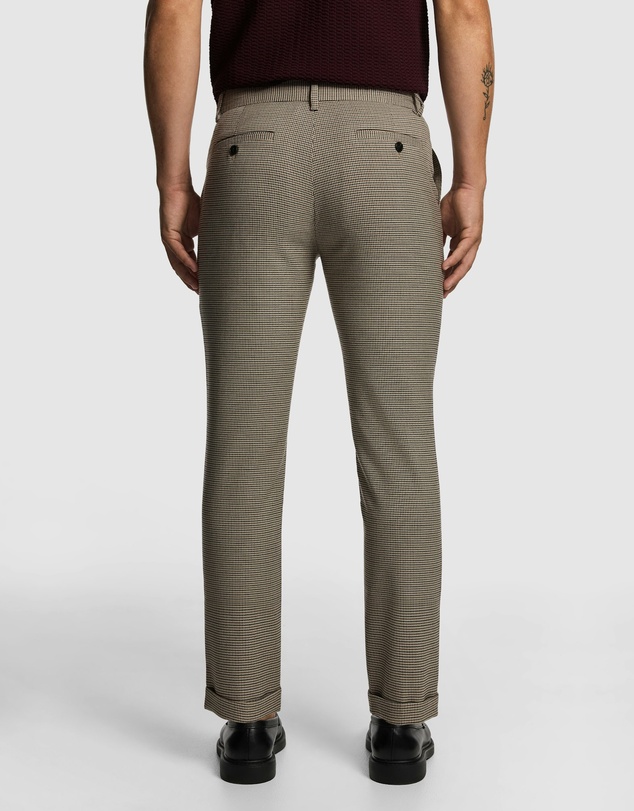 yd. - Peaky Slim Chino