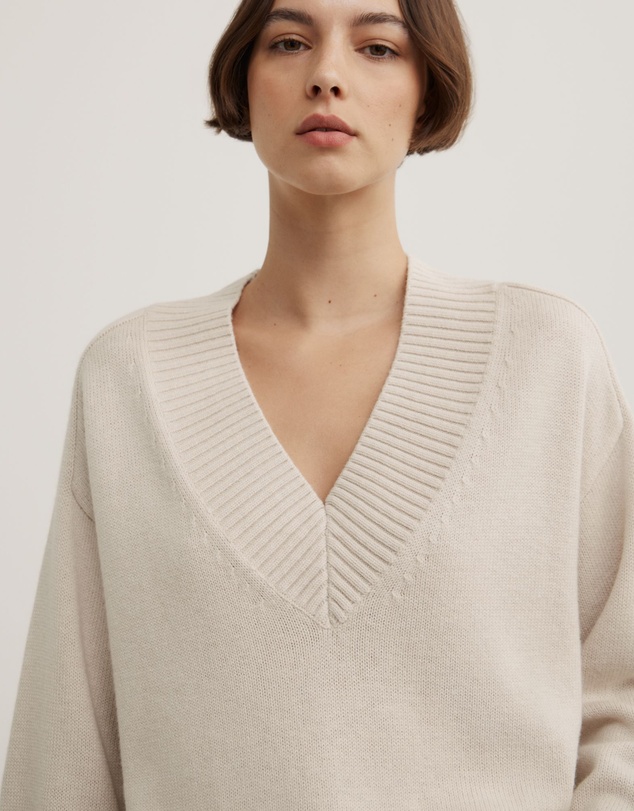 Witchery - V-neck Knit