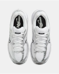 Nike - Air Max Moto 2K - Women's