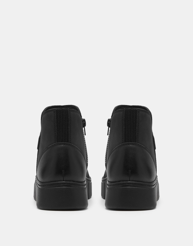 Clarks - Mykah Limit Black