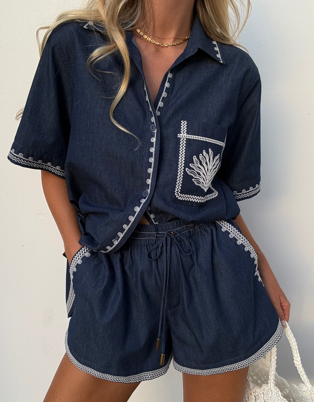 KIVARI - Emile Chambray Shirt