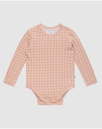 Kynd Baby - Comfy Bodysuit Long Sleeve in Heart Gingham