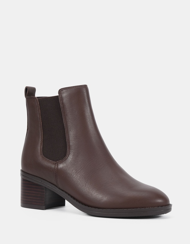 Clarks - Este Dark Brown