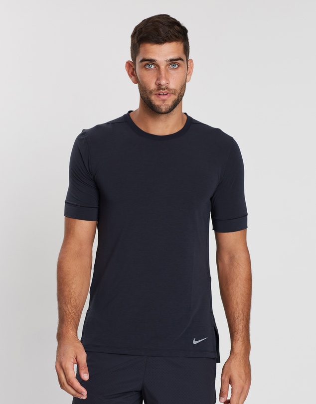 Nike - Dri-FIT Short Sleeve Yoga Training Tee