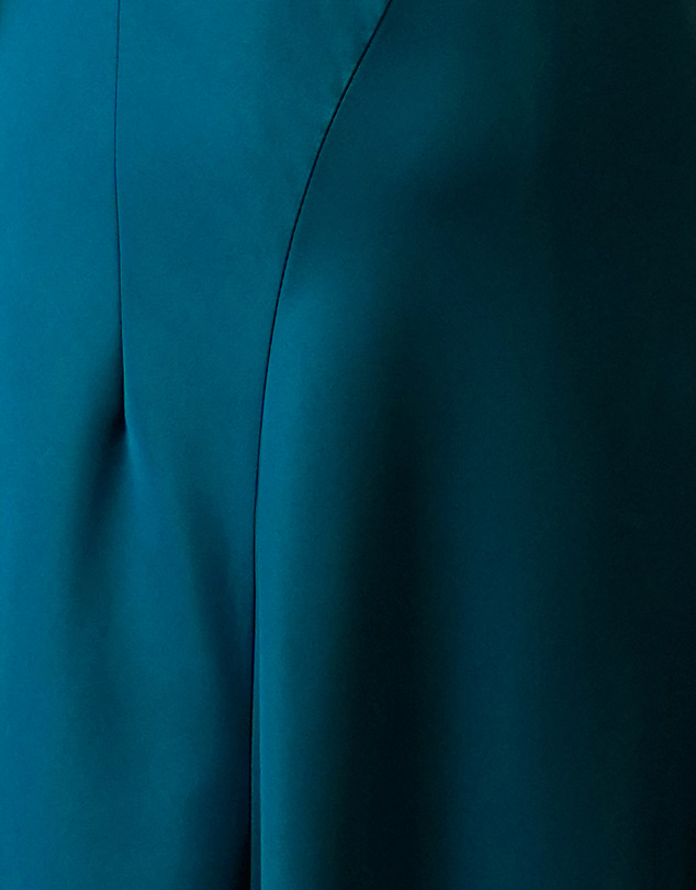 Azzurielle - Peyton Asymmetrical Neck Dress