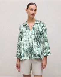 Trenery - Brush Spot Linen Popover Shirt in True Green