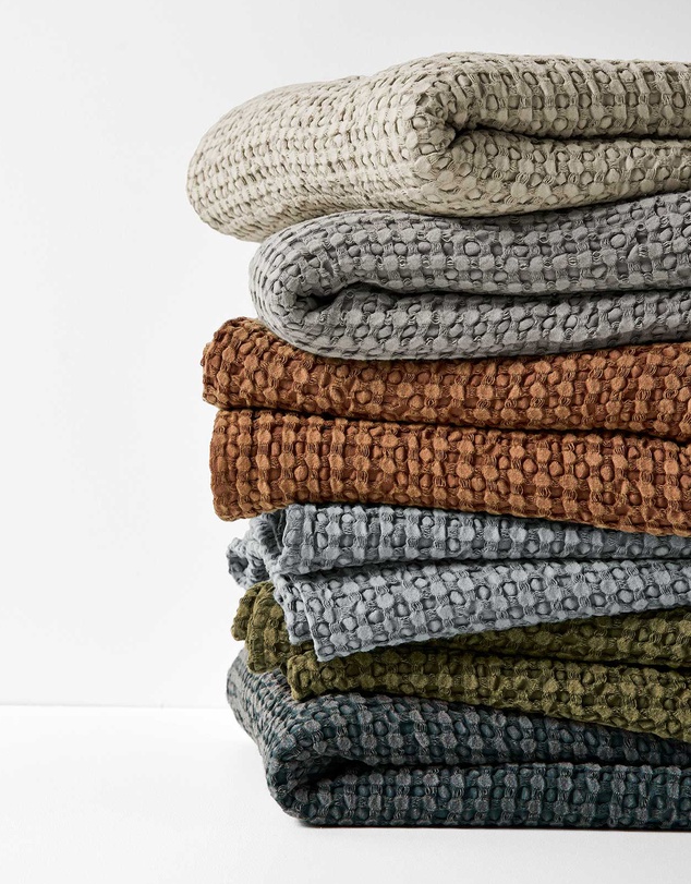 Aura Home - Waffle Throw