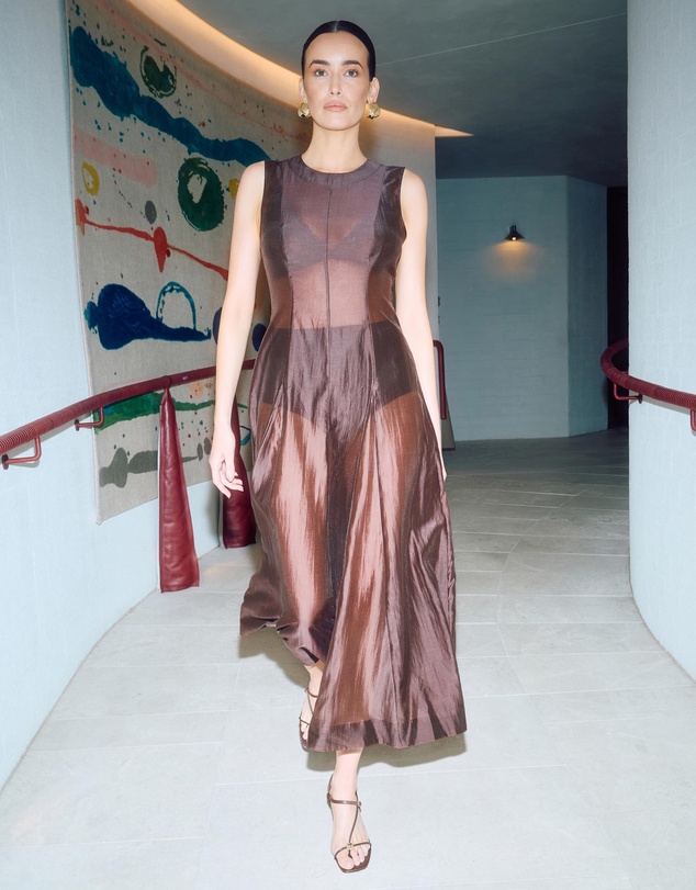 Minima Esenciales - Adelina Panel Sheer Maxi Dress