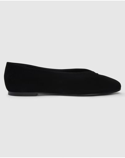 BLACK SUEDE