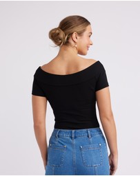 Review - Odelia Top