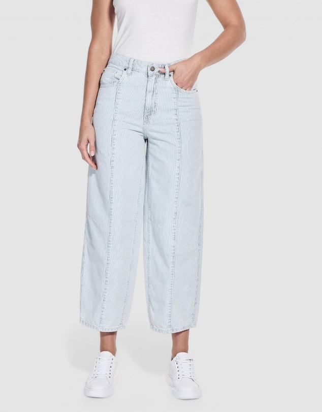 GUESS Originals - GUESS Originals High-Rise Tapered Baggy Jeans