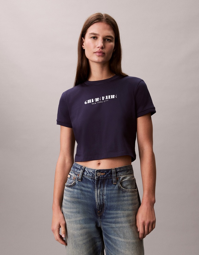 Calvin Klein Jeans - Logo Graphic Cropped T-Shirt
