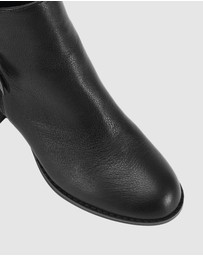 Nude Footwear - Stella