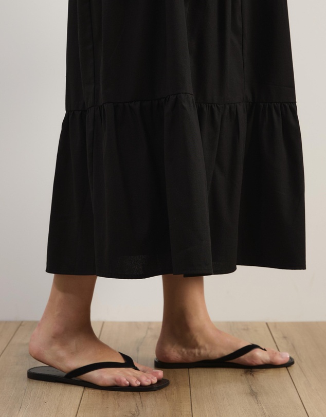 Atmos&Here Curvy - Josie Linen Blend One Shoulder Tiered Maxi Dress