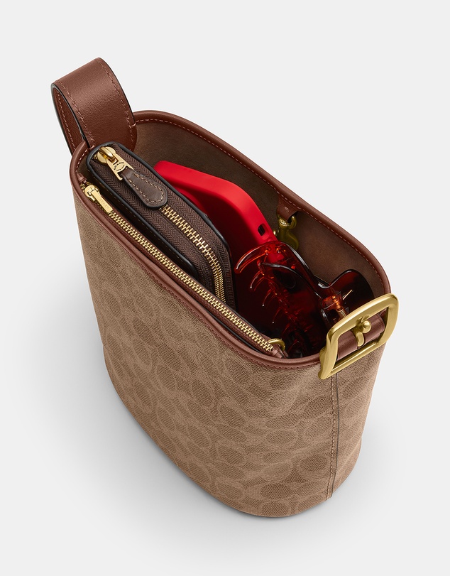 Coach - Bleecker Bucket Bag 21