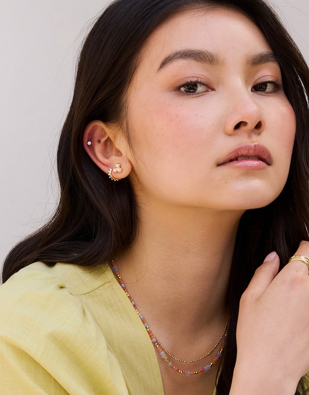 Dower & Hall - Women's Star Huggie Hoops in Gold Vermeil