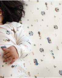 Kynd Baby - Fitted Cot Sheet in Pasture