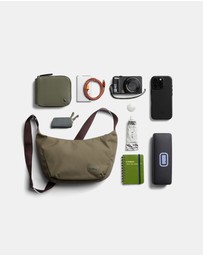 Bellroy - Laneway Crescent Bag 2.5L