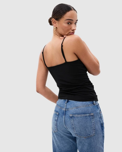 GAP - Sleeveless Closeknit Basic Cami
