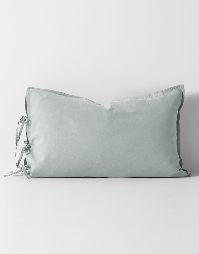 Aura Home - Maison Vintage Standard Pillowcase