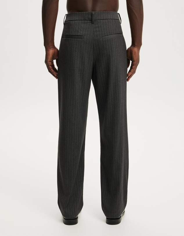 Cotton On - Baggy Pleated Pant