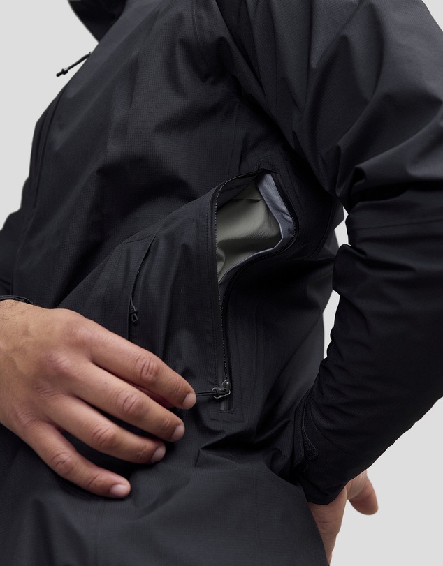 Kathmandu - Ridge 3L GORE-TEX Rain Jacket
