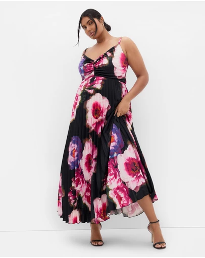 City Chic - Ariana Pleat Print Maxi Dress