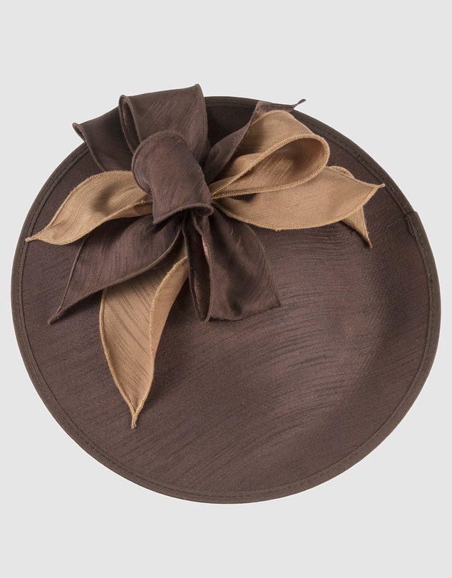 Max Alexander - Chocolate Plate Racing Fascinator