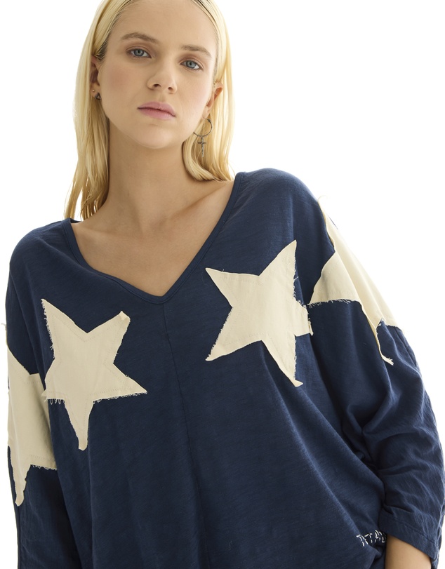 THE TALES - Star College Batwing Tee