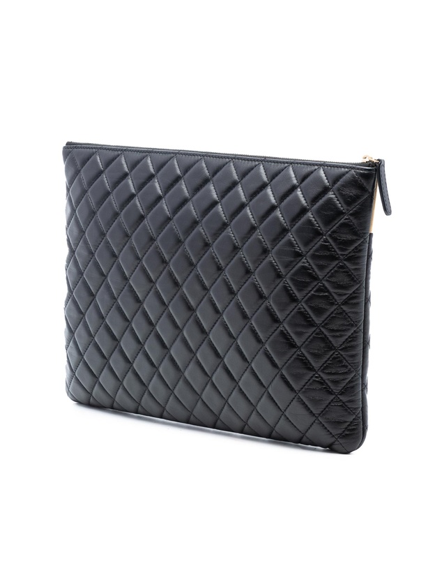 Pre-Loved by Azura Reborn - Pre-Loved Large CC Bicolor Quilted Lambskin Clutch