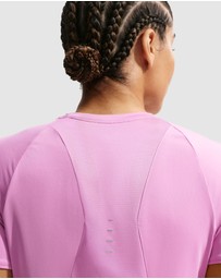 Nike - Swift Dri-FIT Short-Sleeve Running Top