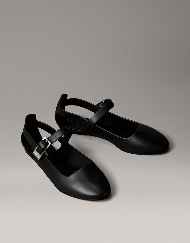 Calvin Klein - Leather Airfit Cushioned Ballerinas