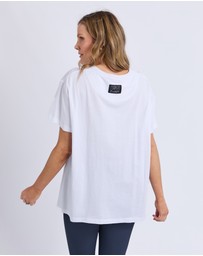 Foxwood - California Tee