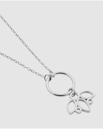 Pastiche - Posy Necklace