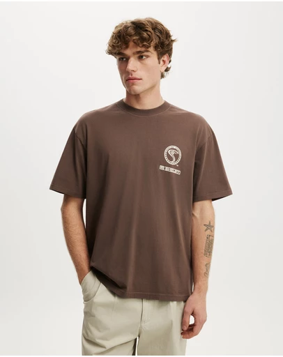 Cotton On - Everyday Fit License T-Shirt