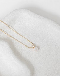 The White Collection - Anna - Delicate Gold Pearl Bridal Necklace