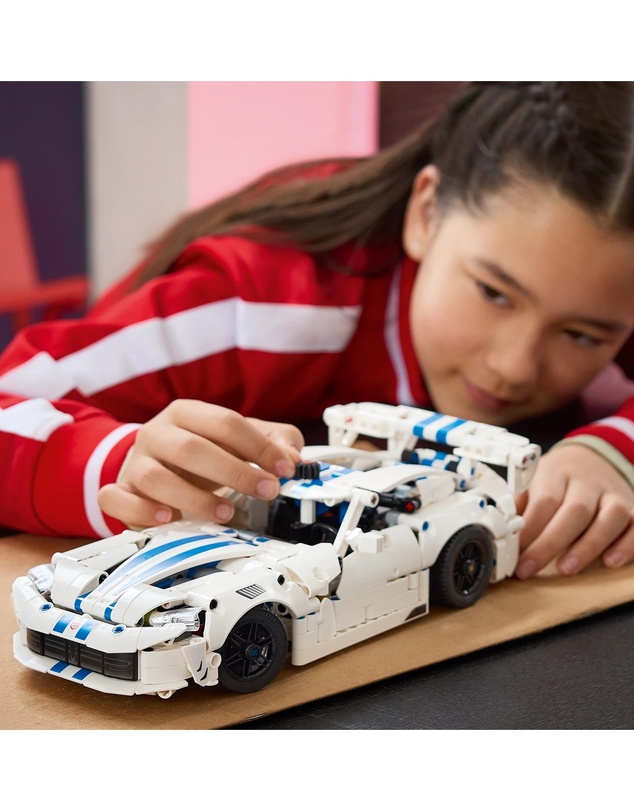 LEGO - 42234 Dodge Viper